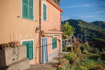Foto Case semi ndipendenti in Via Roma, Casanova Lerrone Centro di 75 m²