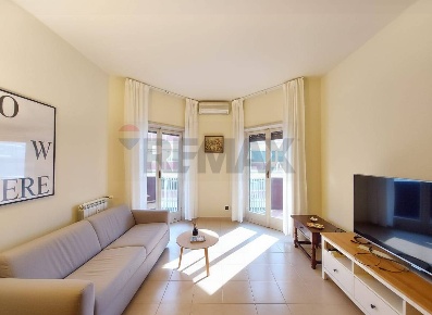 Foto Appartamento a Roma Trastevere di 84 m² con 3 locali in affitto