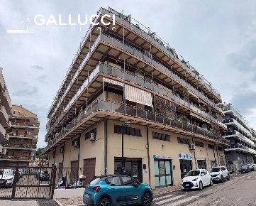 Foto Appartamento in Giovanni Chiarini 149, Pescara di 141 m² con 4 locali