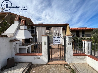 Foto Appartamento in Via Capri, Tortolì di 105 m² con 3 locali in vendita