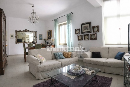 Foto Appartamento in Via Armando Diaz, Catania Rapisardi di 125 m²