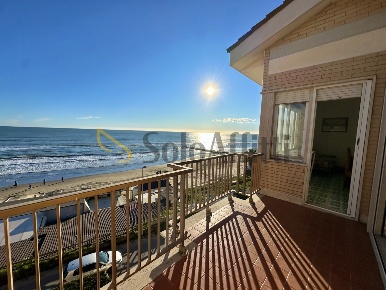 Foto Appartamento a Nettuno Centro di 110 m² con 5 locali in affitto