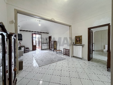 Foto Appartamento in Corso Randaccio 30, Vercelli di 140 m² con 3 locali