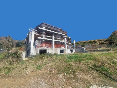 Foto Villa unifamiliare a Luni Casano Dogana Isola di 350 m² con 15 locali