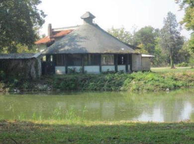 Foto Capannone industriale a Limbiate Chalet Del Laghetto di 1233 m²