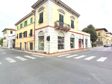 Foto Locale commerciale a Lucca San Concordio di 135 m² con 4 locali