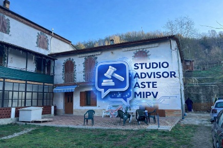 Foto Appartamento a Orsara Bormida Centro di 157 m² con 8 locali in vendita