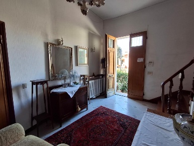 Foto Appartamento a Capraia e Limite Capraia di 220 m² con 5 locali