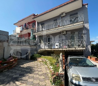 Foto Villa unifamiliare in sartania a pianura, Napoli Pianura di 170 m²