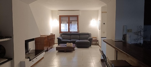 Foto Villa a schiera a Luni Casano Dogana Isola di 200 m² con 6 locali