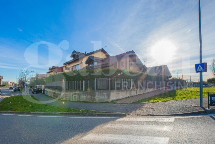 Foto Appartamento in Cassagna, Pianezza di 95 m² con 4 locali in vendita