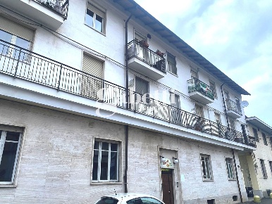 Foto Appartamento in Strada Murroni 7, Torino Parella di 75 m² con 3 locali