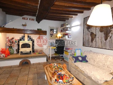Foto Casa indipendente a Borgo San Lorenzo di 100 m² con 4 locali