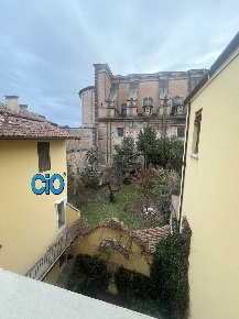 Foto Appartamento a Bologna Santo Stefano di 94 m² con 5 locali in affitto