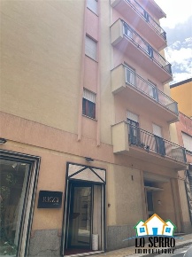 Foto Appartamento in VIA VITTORIO VENETO, Alcamo Centro di 220 m²