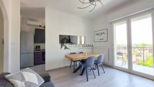 Foto Appartamento in via dario niccodemi 3, Brescia di 95 m² con 3 locali