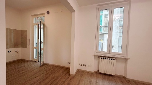 Foto Appartamento in Via Luigi Cadorna, Vado Ligure Vado Centro di 60 m²