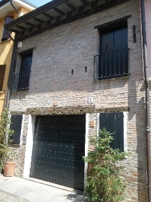 Foto Appartamento a Rubiera Centro di 160 m² con 5 locali in vendita