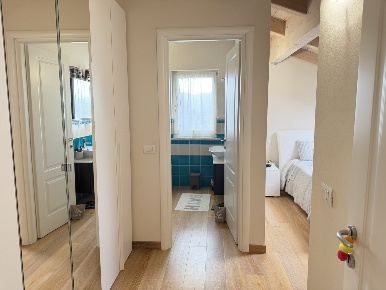 Foto Appartamento in Via dei Molini, Sarzana di 115 m² con 5 locali