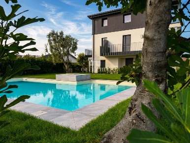Foto Appartamento in Località Fornaci, Peschiera del Garda di 90 m²