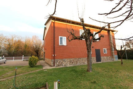 Foto Casa indipendente in Via Tombetto 18-22, Valsamoggia di 280 m²