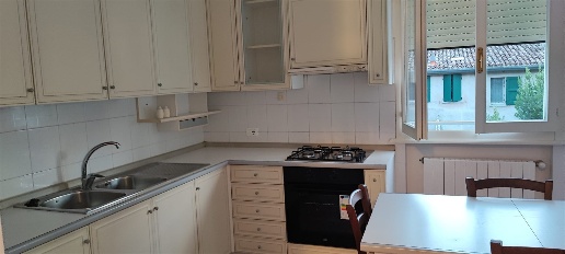Foto Appartamento in via d'Azeglio, Russi Centro di 85 m² con 3 locali