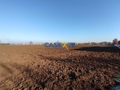 Foto Terreno agricolo in via per osio, Verdellino di 23000 m² in vendita