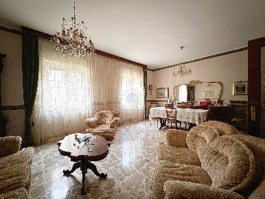 Foto Appartamento a Siracusa Tica - Zecchino di 145 m² con 5 locali