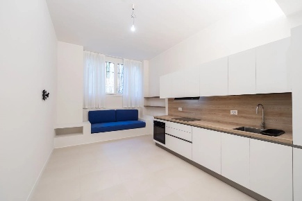 Foto Appartamento in Viale Coni Zugna 6, Milano Dezza con 4 locali