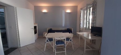 Foto Villa a schiera a Camaiore Lido di Camaiore di 100 m² con 5 locali