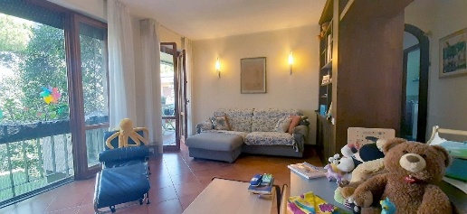 Foto Appartamento a Camaiore Lido di Camaiore di 120 m² con 5 locali