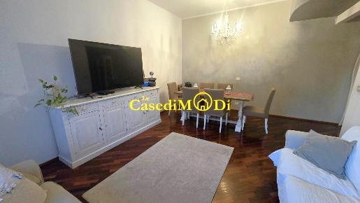 Foto Appartamento a Livorno Calzabigi di 97 m² con 3 locali in vendita