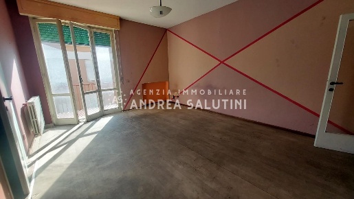 Foto Appartamento a Pontedera Oltrera di 125 m² con 7 locali in vendita