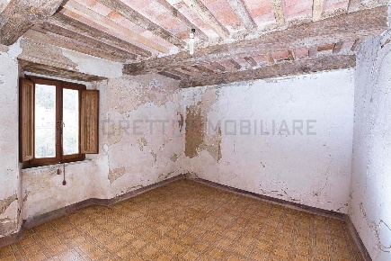 Foto Appartamento a Sassetta di 79 m² con 3 locali in vendita