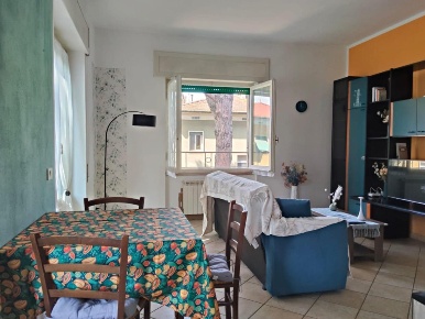 Foto Appartamento a Pisa San Francesco di 80 m² con 4 locali in vendita