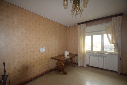 Foto Appartamento a Piacenza Via Colombo di 95 m² con 3 locali in vendita