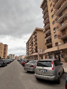 Foto Negozio in Via della Conciliazione 38, Palermo Brancaccio di 52 m²