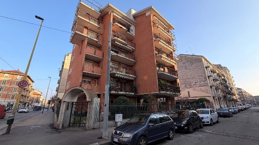 Foto Box in Via Borgomanero 38/B, Torino Parella di 14 m² in vendita