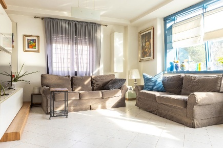 Foto Appartamento in Andrea Solario, Roma Tintoretto di 195 m² con 4 locali