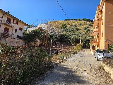 Foto Terreno residenziale in VIA CORRADO CAGLI, Palermo di 943 m²