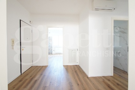 Foto Appartamento in Via Manin, Venezia Mestre di 105 m² con 4 locali