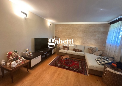 Foto Casa indipendente a Arre di 217 m² con 5 locali in vendita