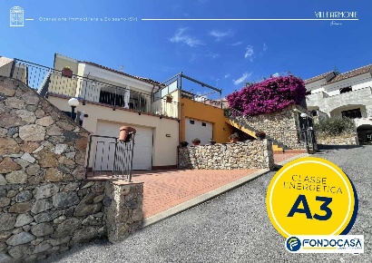 Foto Villa a schiera in Via Paolo Polla SNC, Boissano Centro di 120 m²