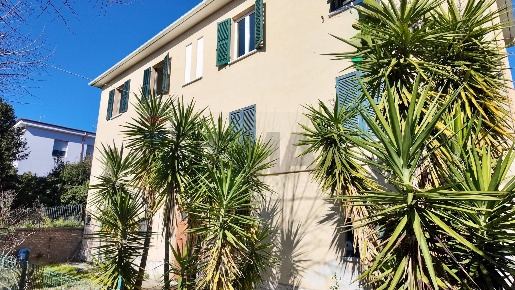 Foto Appartamento in Viale Mazzini 3, Montemarciano Centro di 77 m²