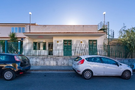 Foto Appartamento in via vido william musso, Carini Milioti di 172 m²