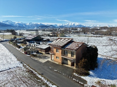 Foto Casa indipendente in Via San Gottardo 4, Villanova Mondovì di 142 m²