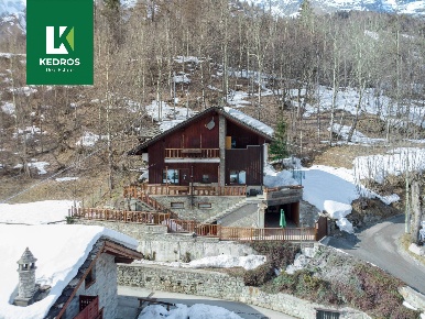 Foto Villa unifamiliare in Loc. La Palud 11, Courmayeur Centro di 180 m²
