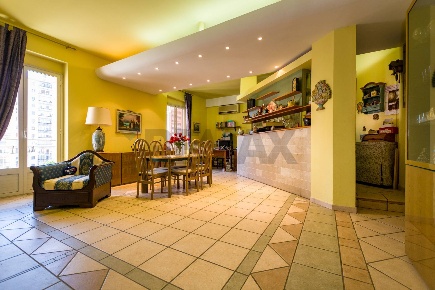 Foto Appartamento in VIA DEI QUARTIERI 21/C, Palermo San Lorenzo di 180 m²