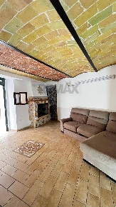 Foto Casa indipendente a Penne Centro di 123 m² con 5 locali in vendita