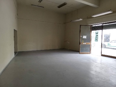 Foto Attività commerciale in via donica 5, Santa Croce sull'Arno Centro